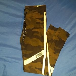 NWT VS PINK camo yoga leggings